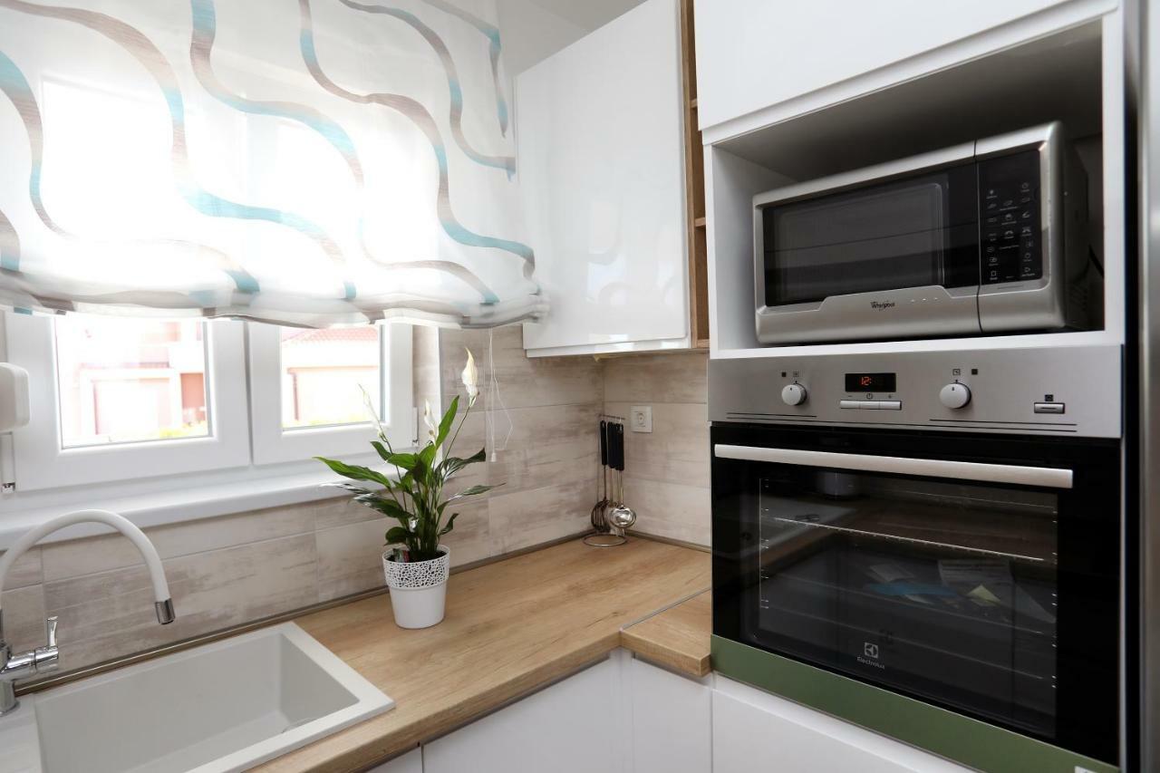 Apartment Little Marijeta โตรกีร์ ภายนอก รูปภาพ