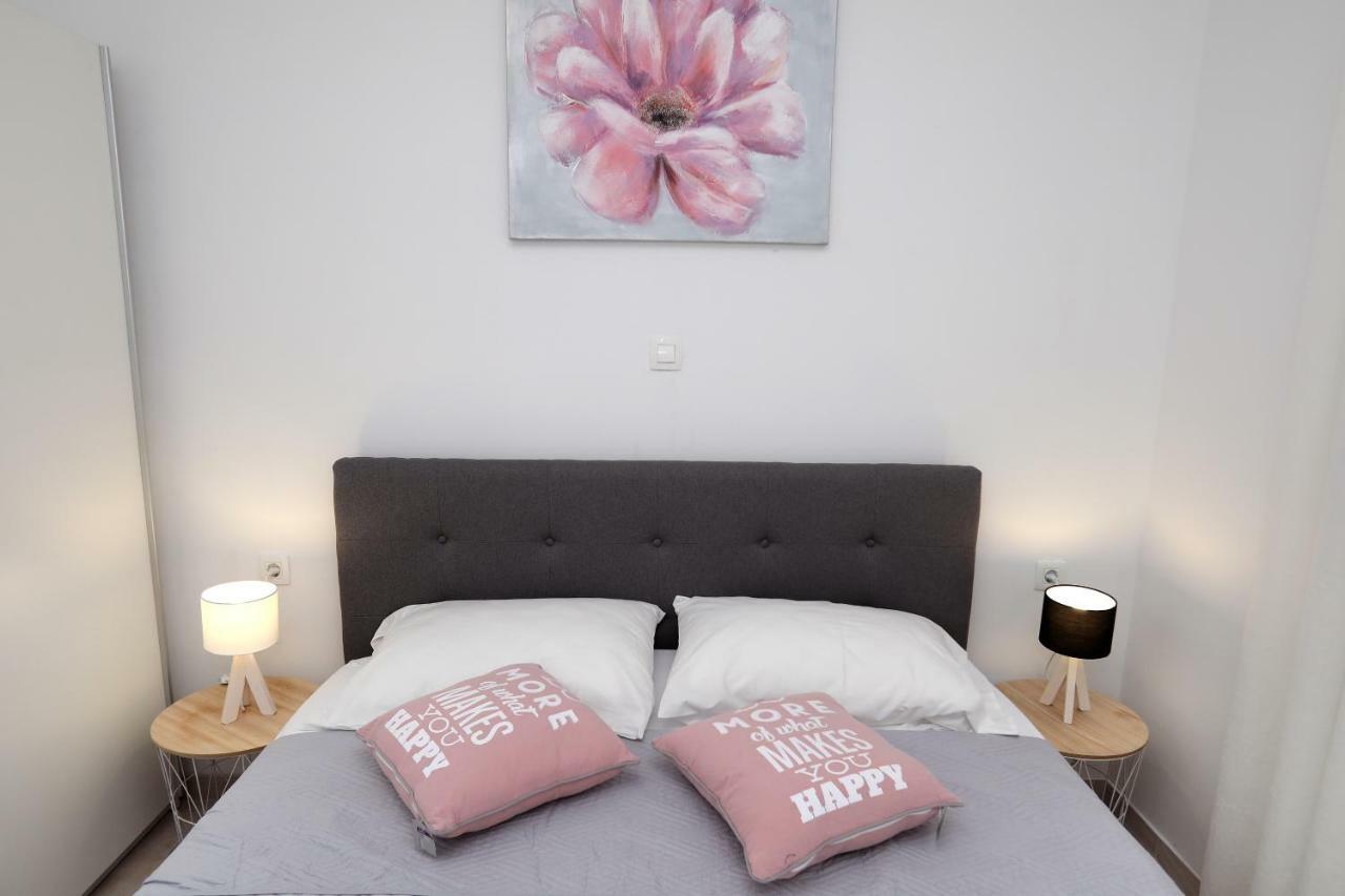 Apartment Little Marijeta โตรกีร์ ภายนอก รูปภาพ