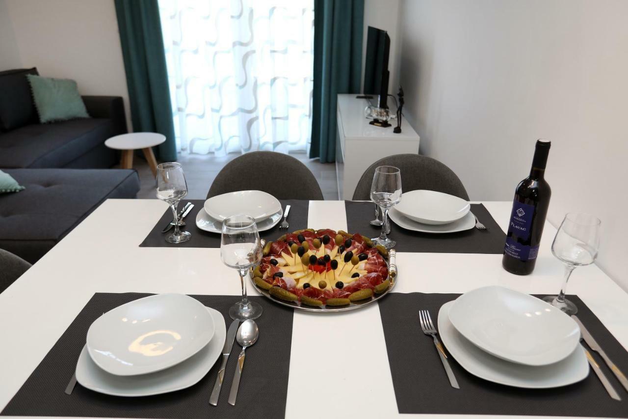 Apartment Little Marijeta โตรกีร์ ภายนอก รูปภาพ