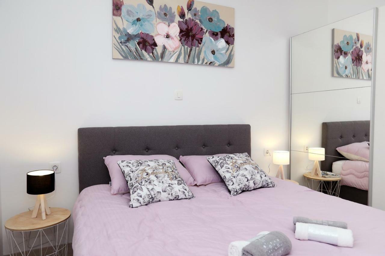 Apartment Little Marijeta โตรกีร์ ภายนอก รูปภาพ